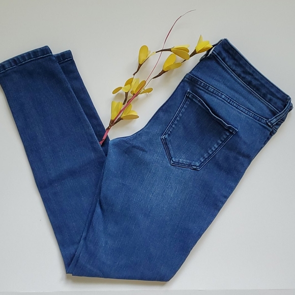 Universal Thread Denim - Mid Rise Skinny Jeans